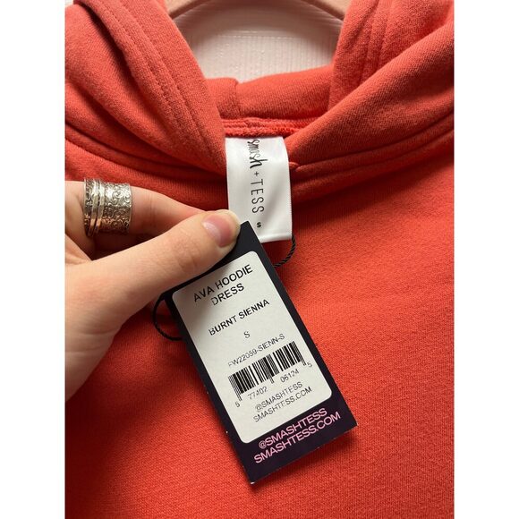 S&T Ava Hoodie Dress Sz S NWT - Picture 3 of 3
